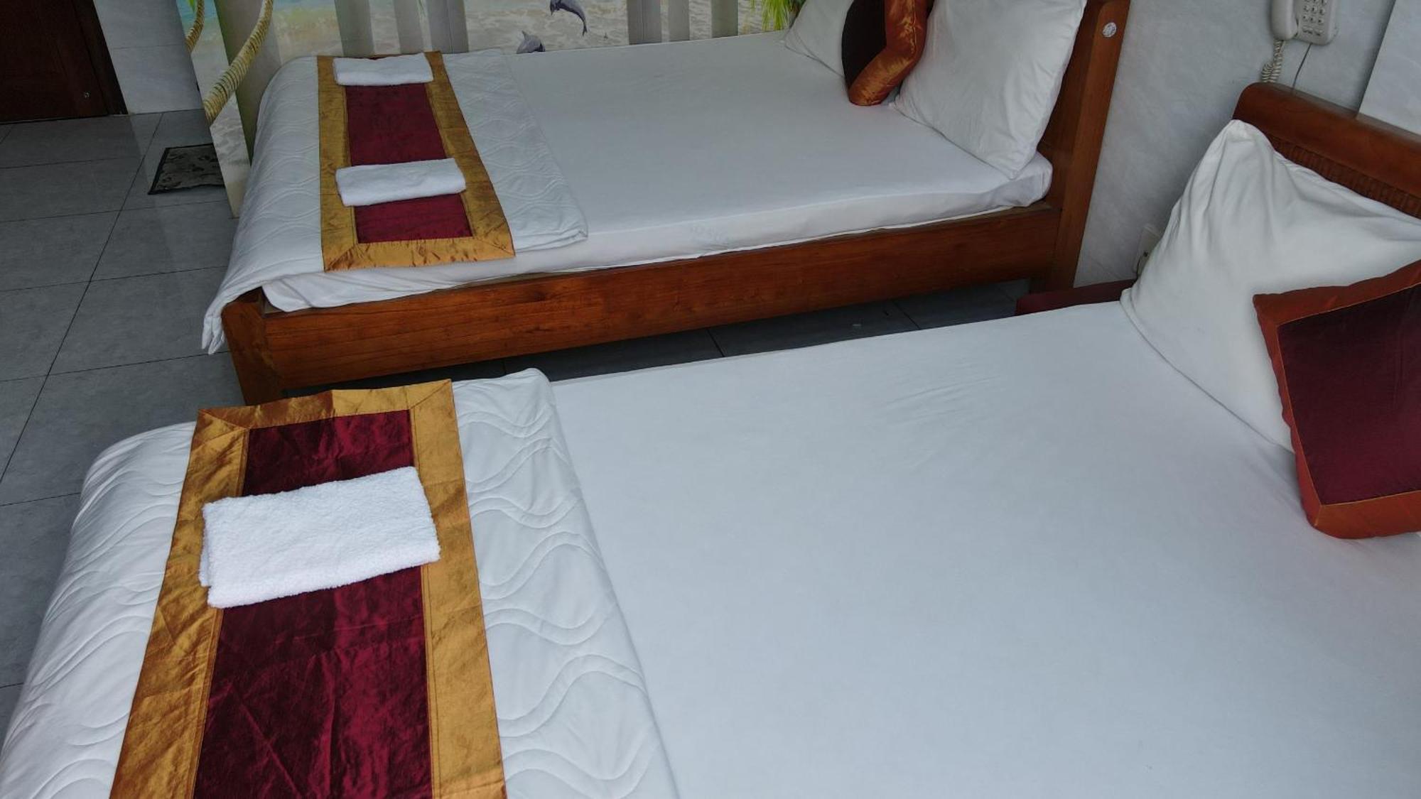 Hotel Khach San Nguyen Trung Thành Pho Ho Chí Minh Esterno foto