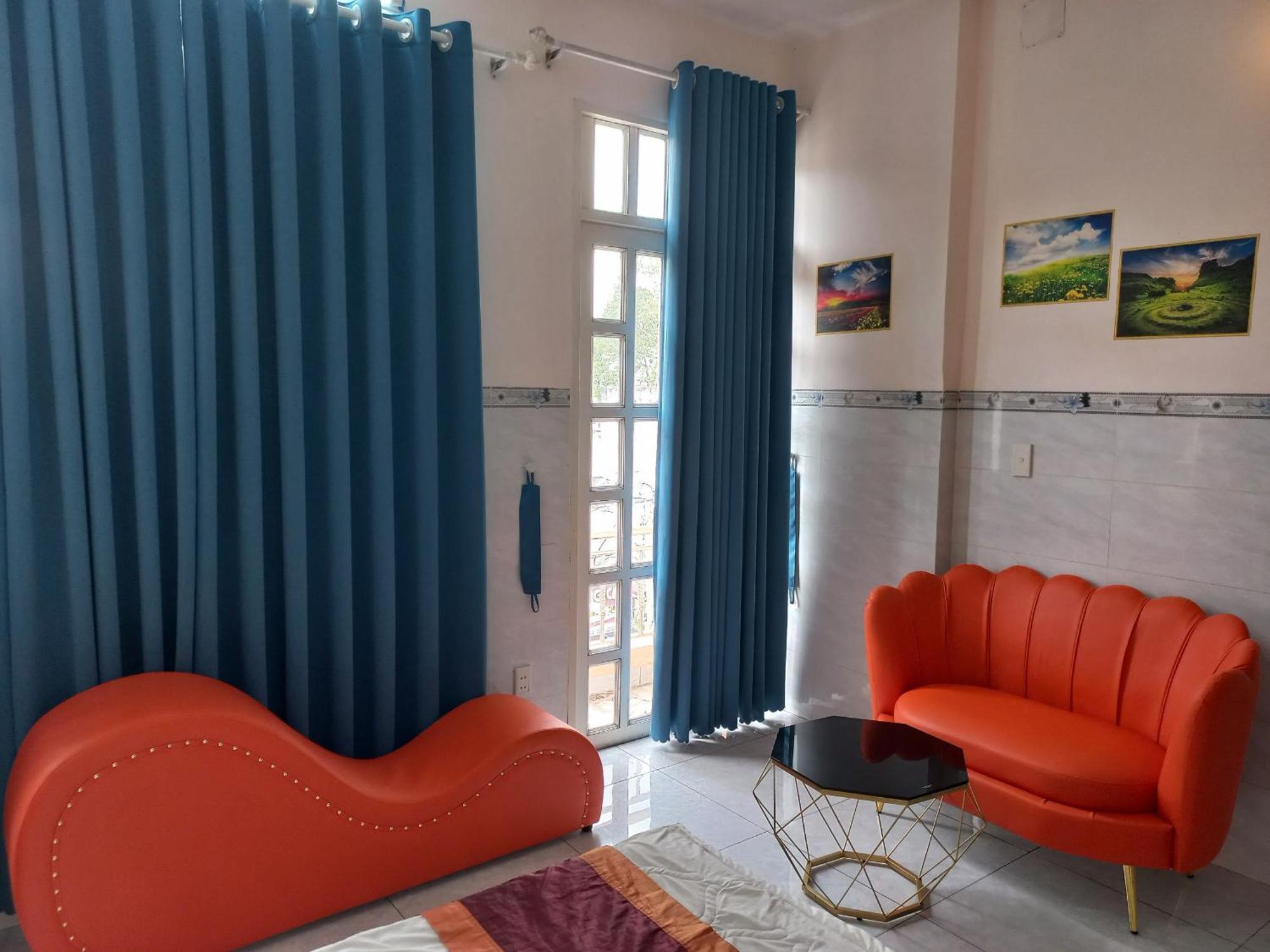 Hotel Khach San Nguyen Trung Thành Pho Ho Chí Minh Esterno foto