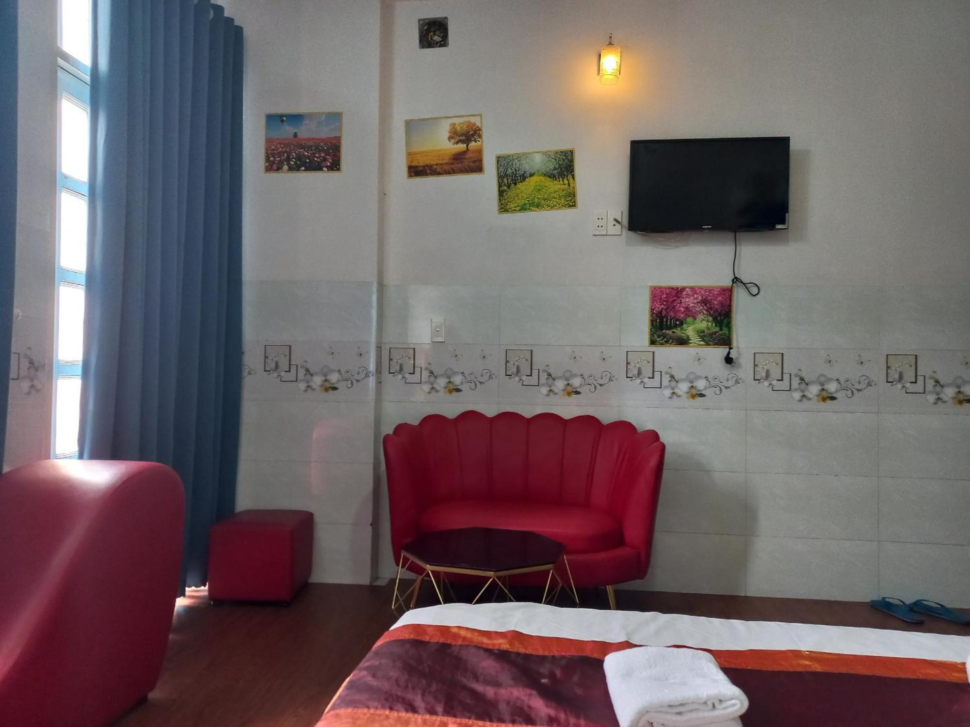 Hotel Khach San Nguyen Trung Thành Pho Ho Chí Minh Esterno foto