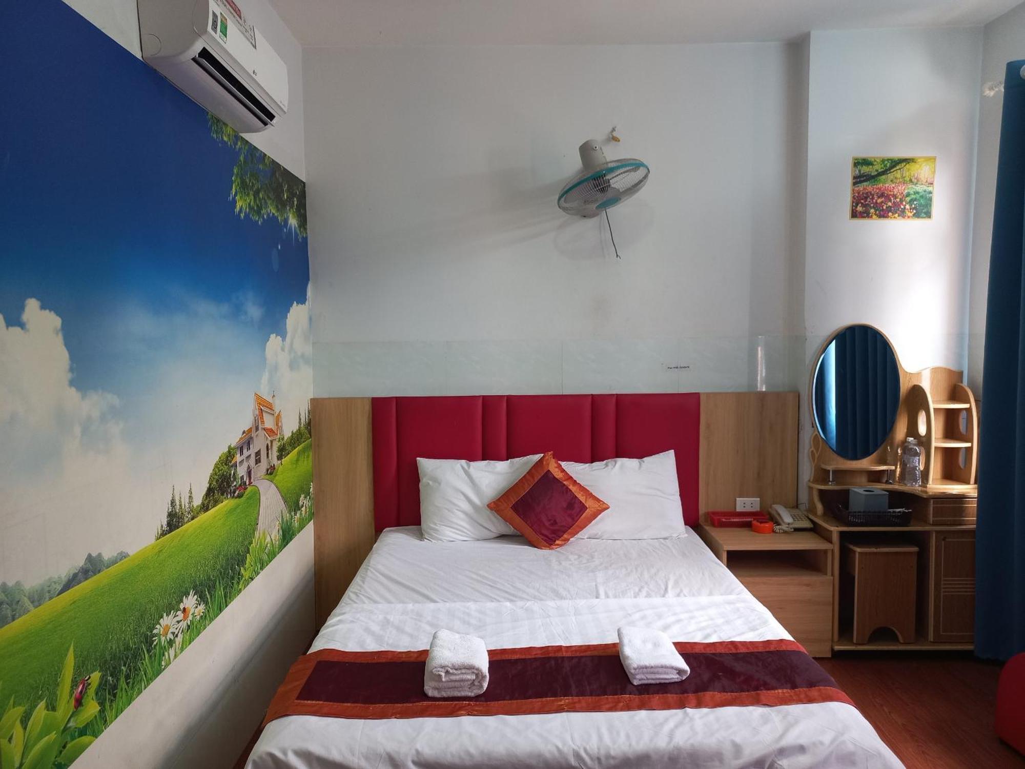 Hotel Khach San Nguyen Trung Thành Pho Ho Chí Minh Esterno foto